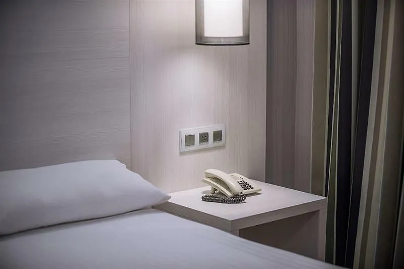 Hostal Operaramblas Barcelona