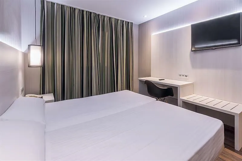 Hostal Operaramblas Barcelona